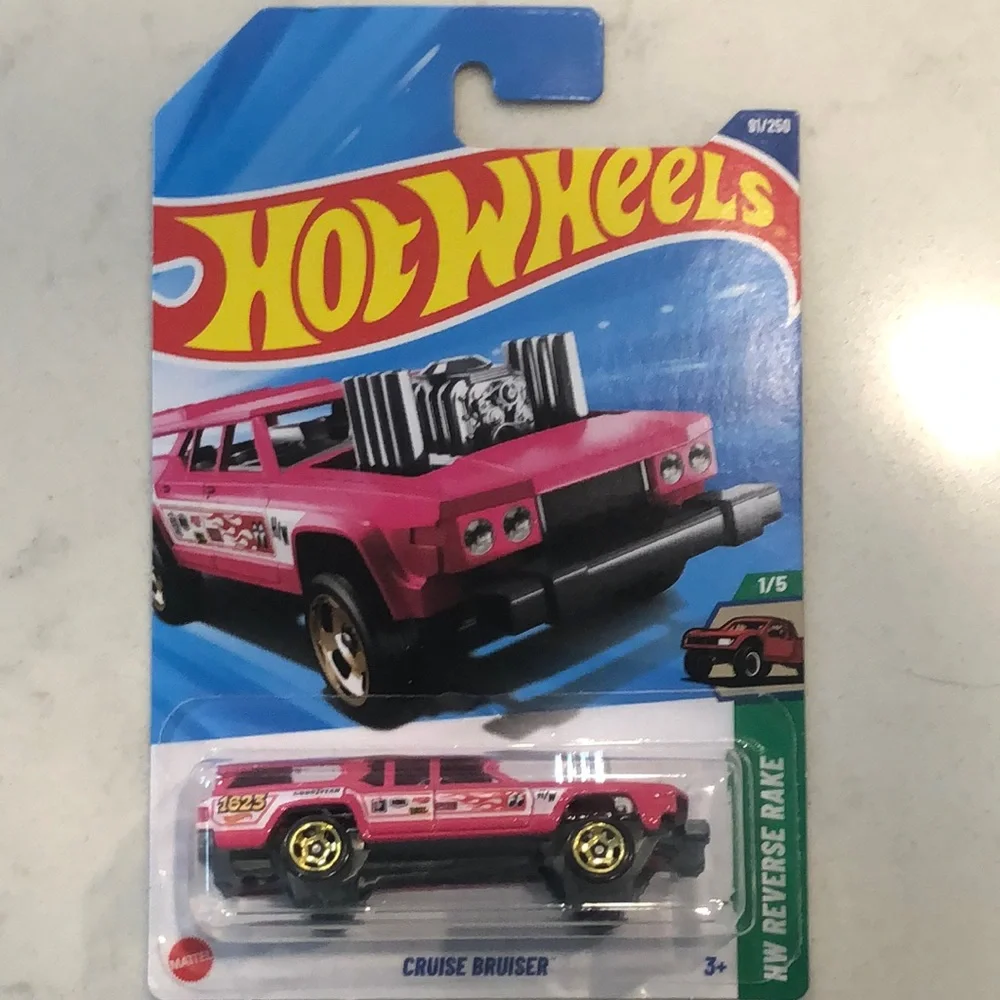 Cruise Bruiser Pink Toy Car